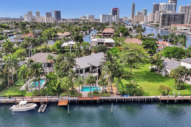 113 Holiday Drive, Hallandale Beach, FL 33009