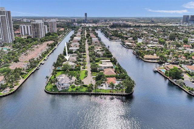 113 Holiday Drive, Hallandale Beach, FL 33009