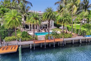 113 Holiday Drive, Hallandale Beach, FL 33009