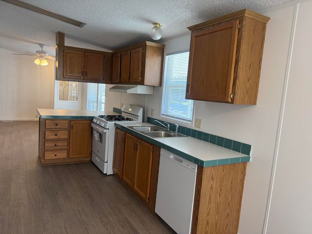 100 S Westwood Street 92, Porterville, CA 93257