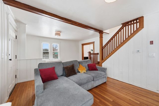 170 Plumtree Rd, Springfield, MA 01118