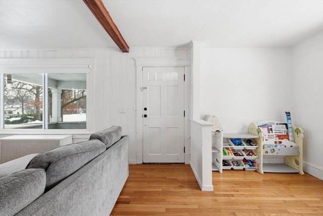 170 Plumtree Rd, Springfield, MA 01118