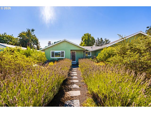6323 B St, Springfield, OR 97478