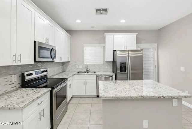 327 S Travis --, Mesa, AZ 85208