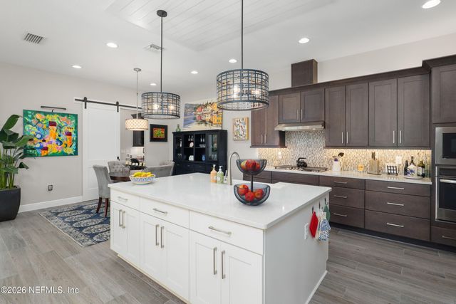 703 RUM RUNNER Way, St. Johns, FL 32259