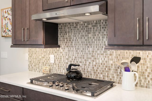 703 RUM RUNNER Way, St. Johns, FL 32259