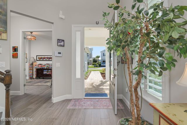 703 RUM RUNNER Way, St. Johns, FL 32259