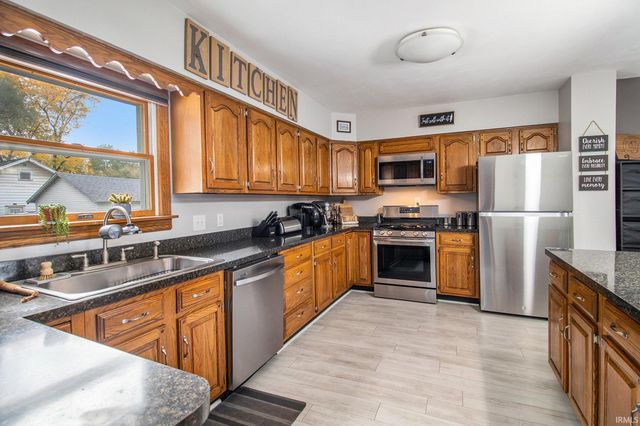 1021 Strong Avenue, Elkhart, IN 46514