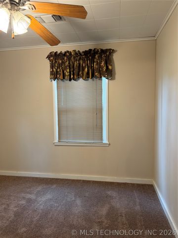 1229 E 10th Street, Okmulgee, OK 74447
