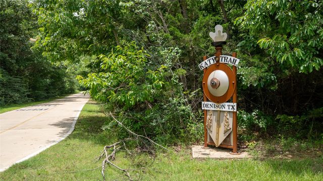000 Bluebonnet Avenue, Denison, TX 75020