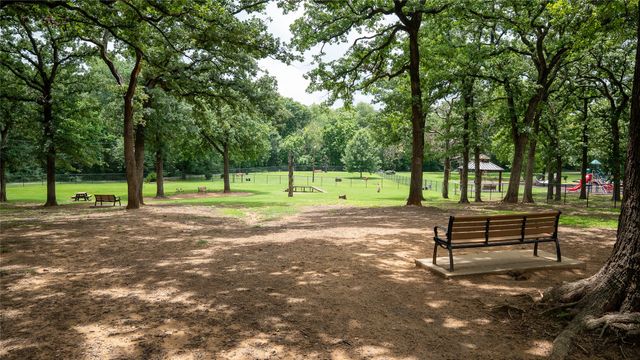 000 Bluebonnet Avenue, Denison, TX 75020