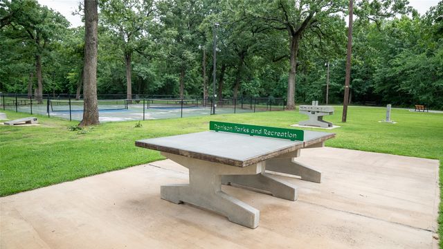 000 Bluebonnet Avenue, Denison, TX 75020