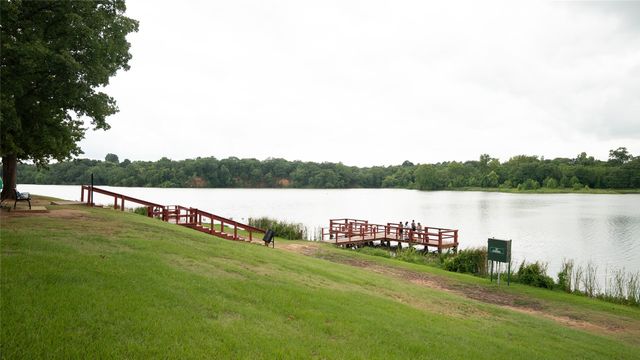 000 Bluebonnet Avenue, Denison, TX 75020