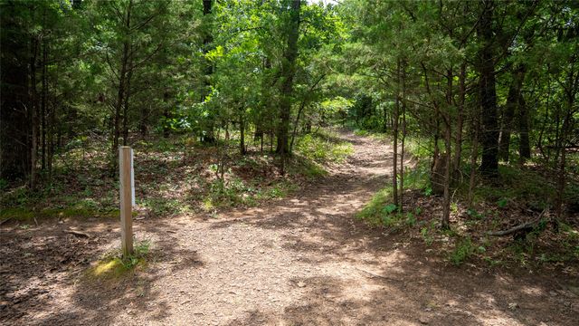 000 Bluebonnet Avenue, Denison, TX 75020