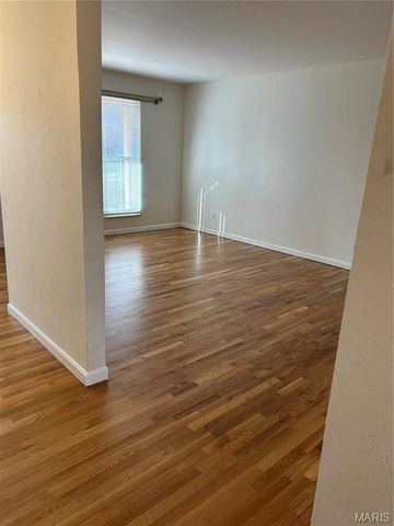 11011 fawnhaven, St Louis, MO 63126