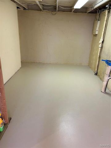 11011 fawnhaven, St Louis, MO 63126