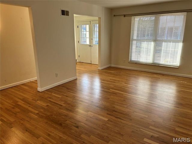 11011 fawnhaven, St Louis, MO 63126