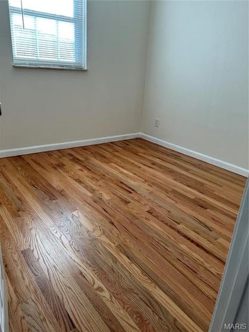 11011 fawnhaven, St Louis, MO 63126