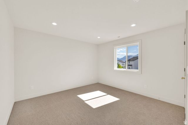 178 N HUSKER LN, Saratoga Springs, UT 84045