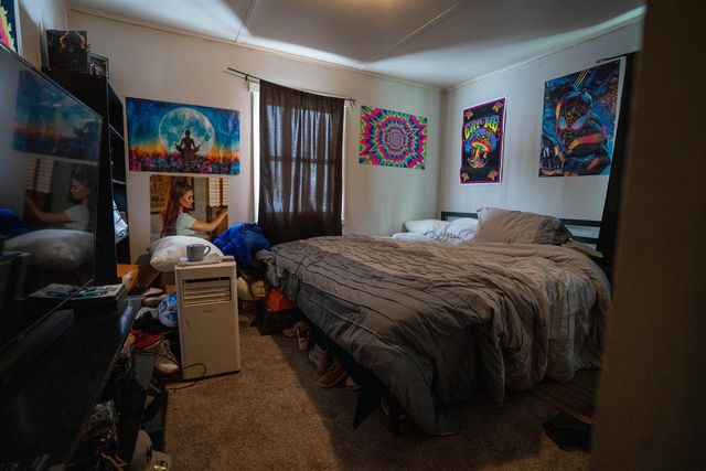 2105 Mary Avenue, Lansing, MI 48910