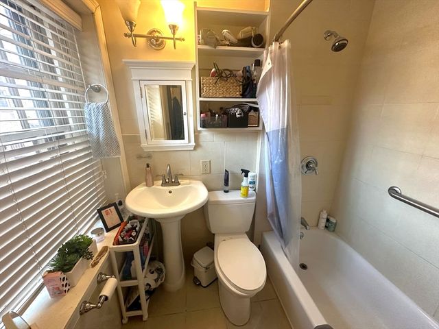 15 Charles 3L, Boston, MA 02114