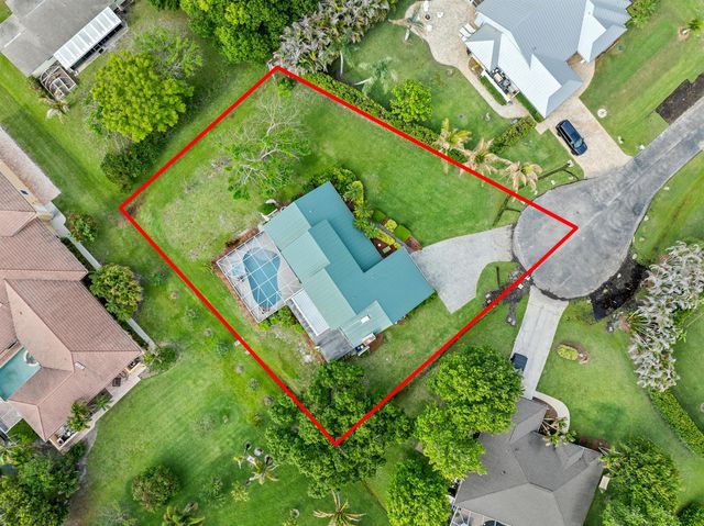 2415 NW Cove View, Stuart, FL 34994