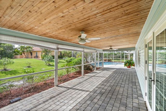 2415 NW Cove View, Stuart, FL 34994