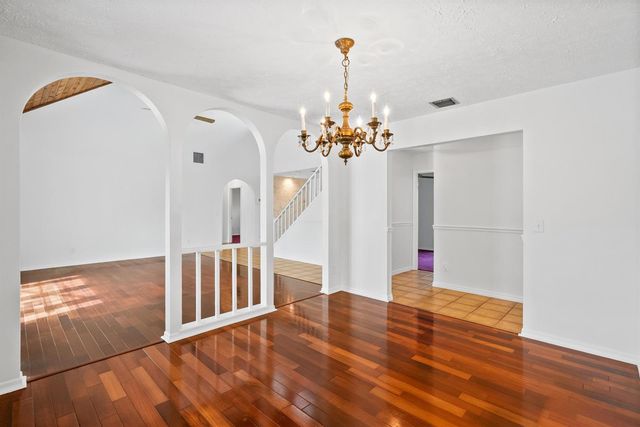 2415 NW Cove View, Stuart, FL 34994