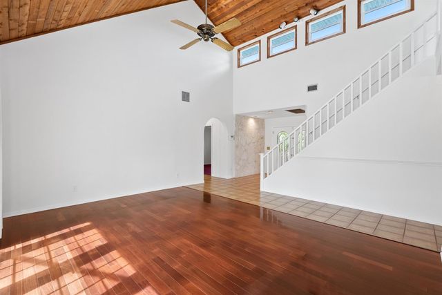 2415 NW Cove View, Stuart, FL 34994