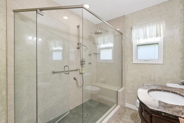 2415 NW Cove View, Stuart, FL 34994