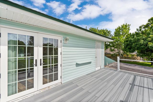 2415 NW Cove View, Stuart, FL 34994