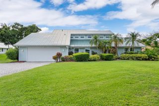 2415 NW Cove View, Stuart, FL 34994
