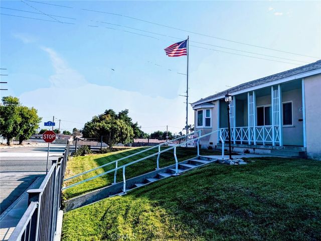 805 Valencia Drive, Colton, CA 92324