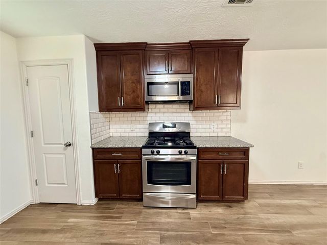 21927 Octavia Way, Houston, TX 77073