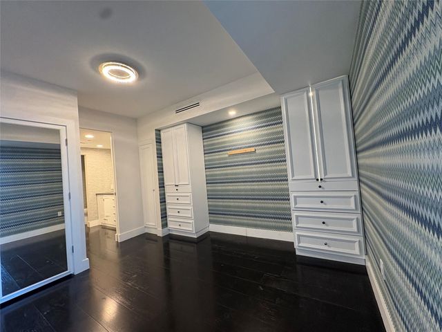 10 Venetian Way 502, Miami Beach, FL 33139