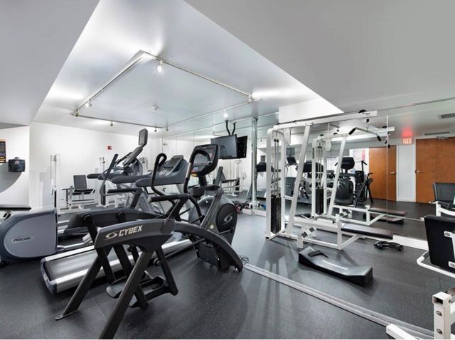 10 Venetian Way 502, Miami Beach, FL 33139