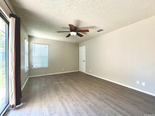 10038 AZTEC VLG, San Antonio, TX 78245