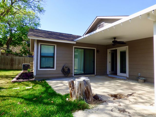 10038 AZTEC VLG, San Antonio, TX 78245