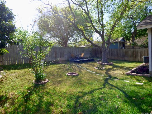 10038 AZTEC VLG, San Antonio, TX 78245