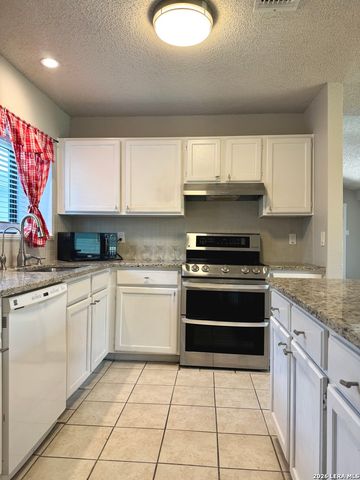 10038 AZTEC VLG, San Antonio, TX 78245