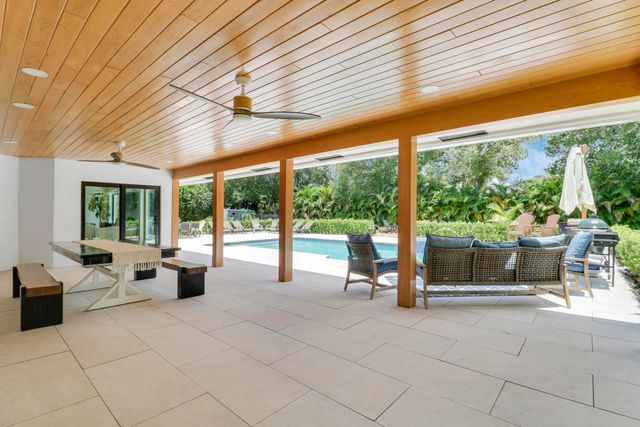 15316 75th Way N, Palm Beach Gardens, FL 33418