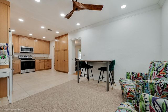 8425 SW 174th Street, Palmetto Bay, FL 33157