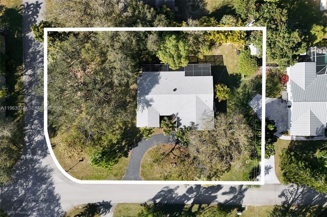 8425 SW 174th Street, Palmetto Bay, FL 33157