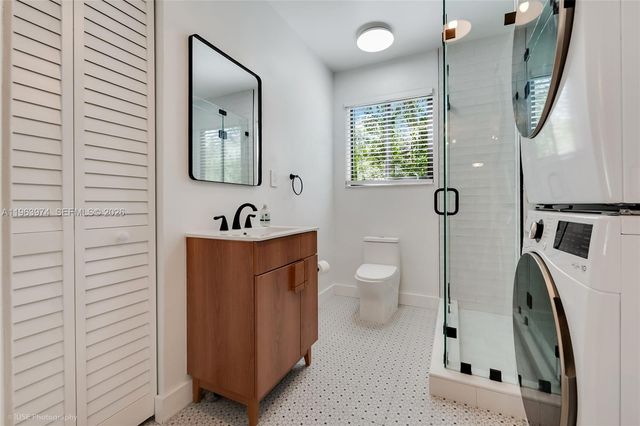 8425 SW 174th Street, Palmetto Bay, FL 33157