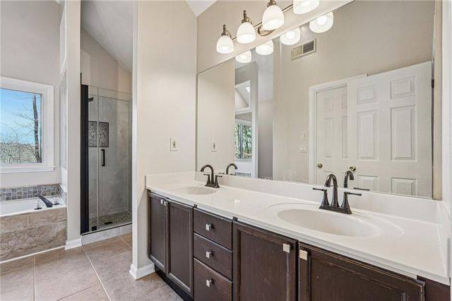 4771 Summerwood SE Drive, Smyrna, GA 30126