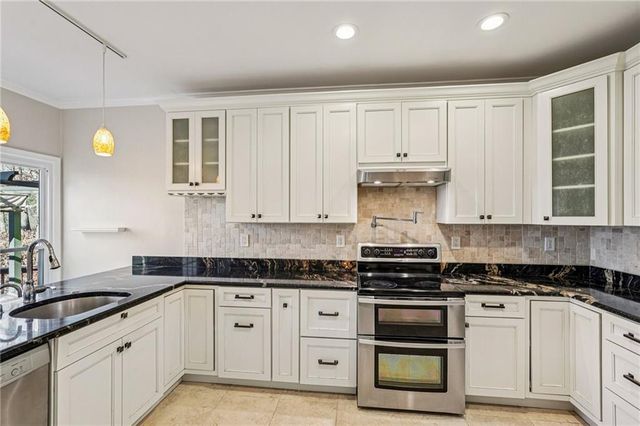 4771 Summerwood SE Drive, Smyrna, GA 30126