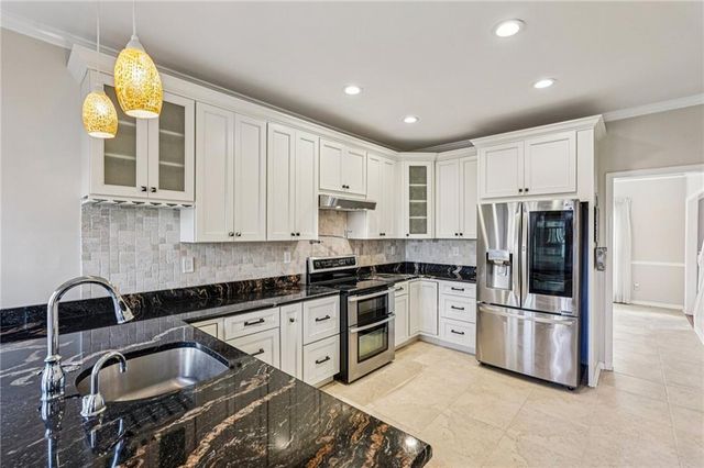 4771 Summerwood SE Drive, Smyrna, GA 30126