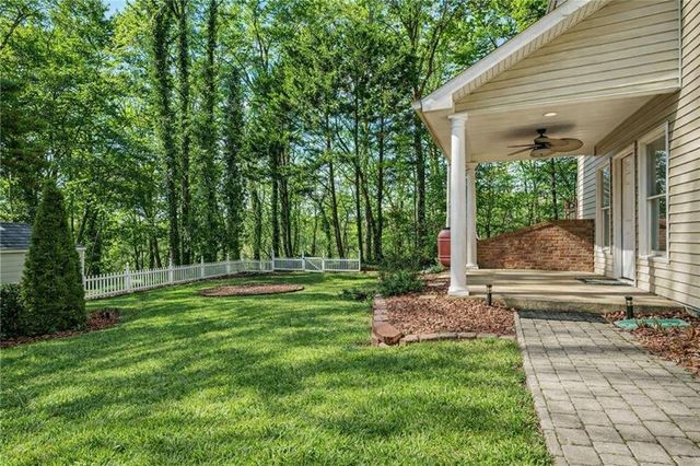 4771 Summerwood SE Drive, Smyrna, GA 30126