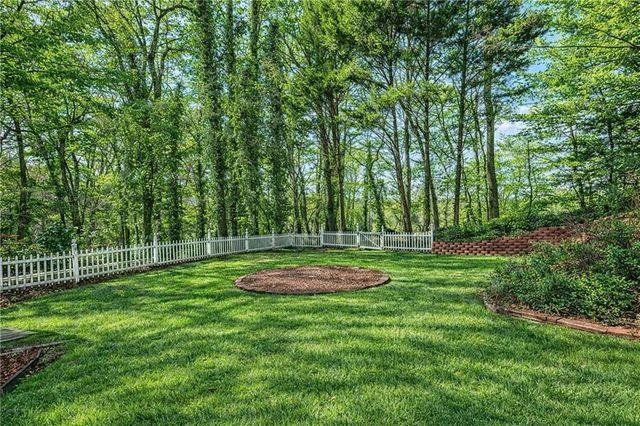 4771 Summerwood SE Drive, Smyrna, GA 30126