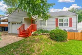 1230 N Bobbie St, Augusta, KS 67010